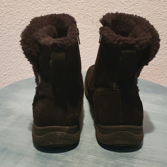 Earth Origins Black Glow Ankle Boots Size 10 - Picture 5 of 11